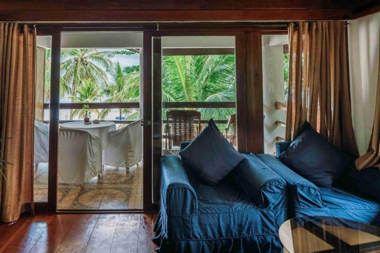 Romantic Beach Villas General Luna  Eksteriør billede